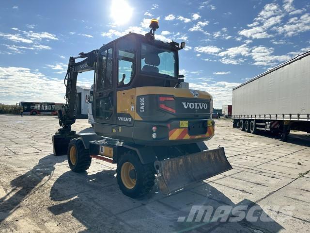 Volvo EW60E حفارات بعجل