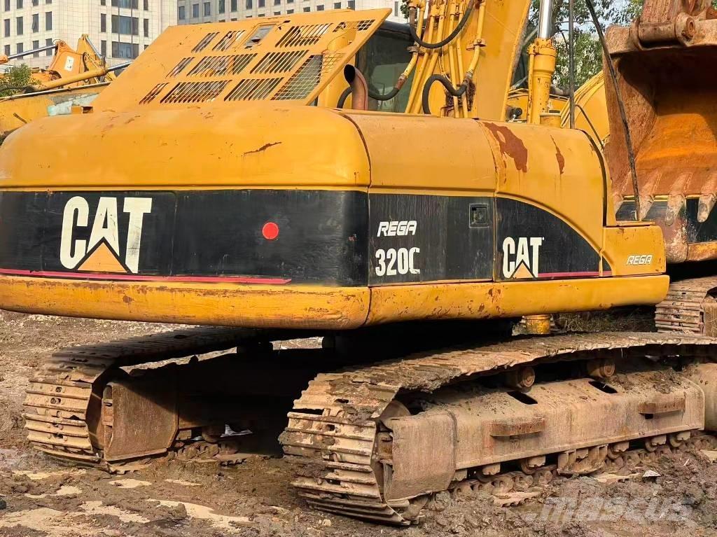 CAT 320 C L حفارات زحافة