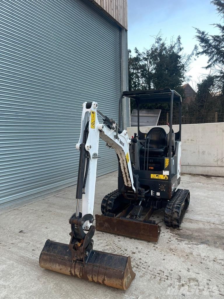 Bobcat E 17 حفارات صغيرة أقل من 7 طن (حفارات صغيرة)