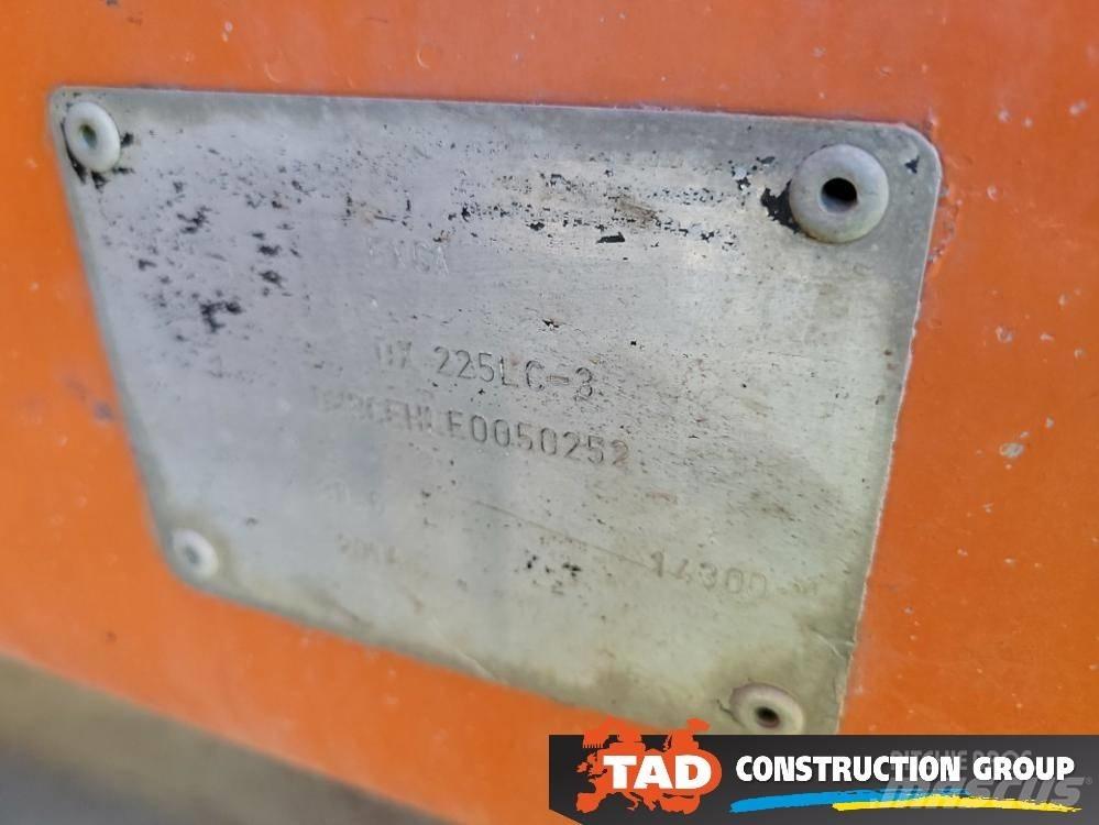 Doosan DX 225 LC-3 حفارات زحافة