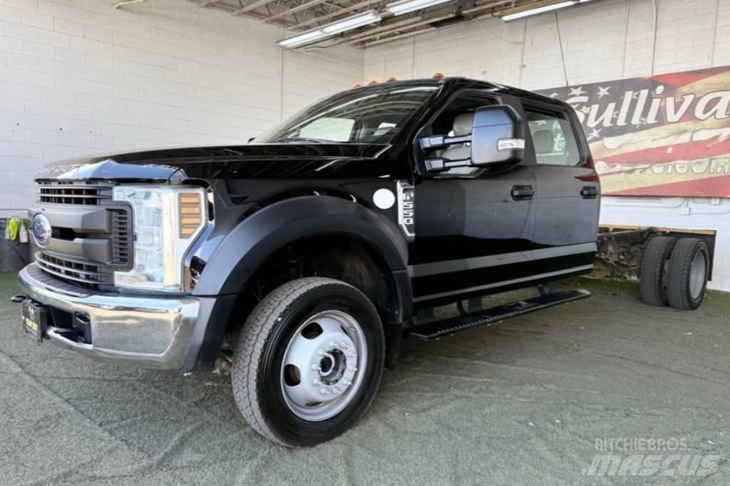 Ford F 550 XL SD شاحنات بمقصورة وهيكل