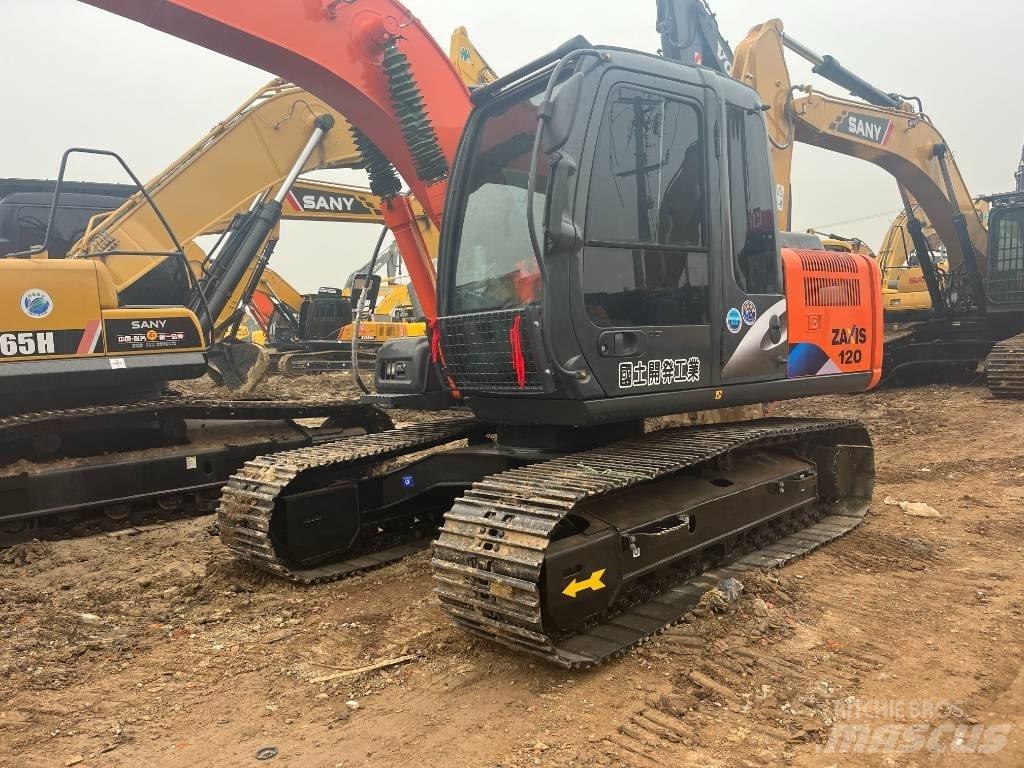Hitachi ZX 120-6 حفارات زحافة