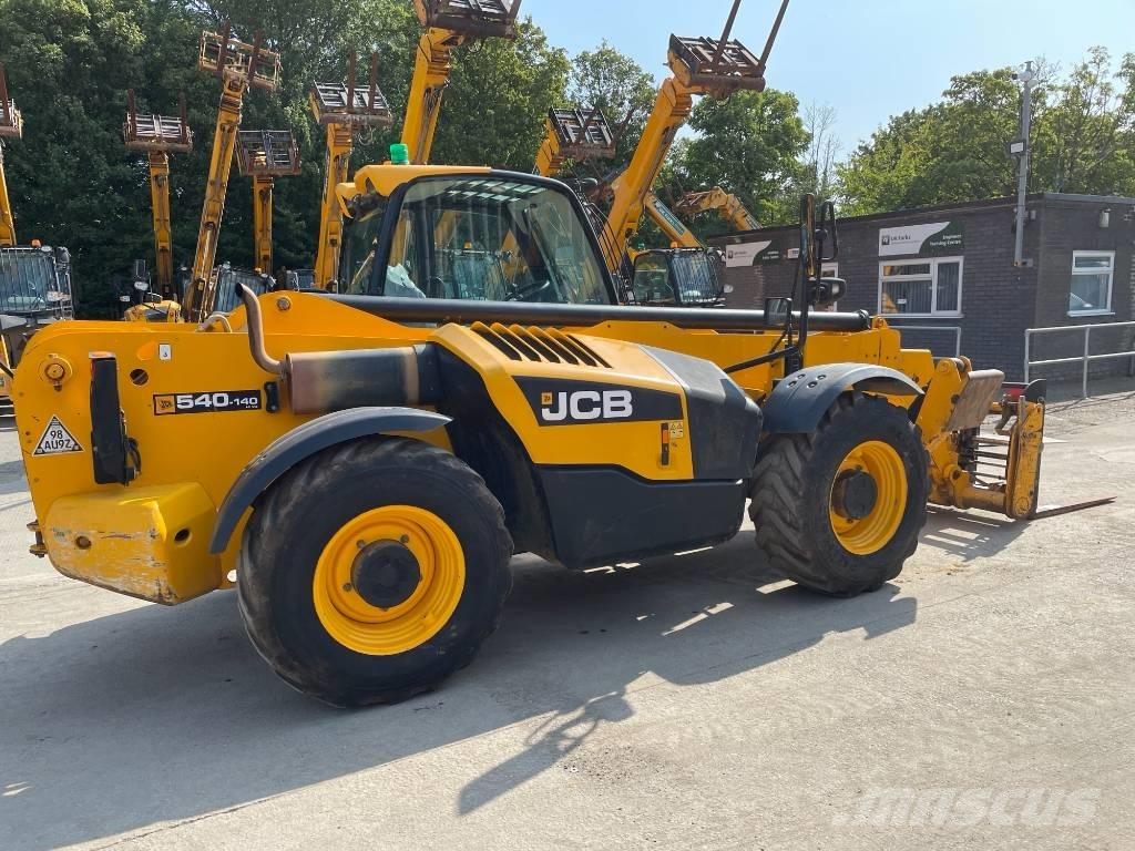 JCB 540-140 مناولات متداخلة