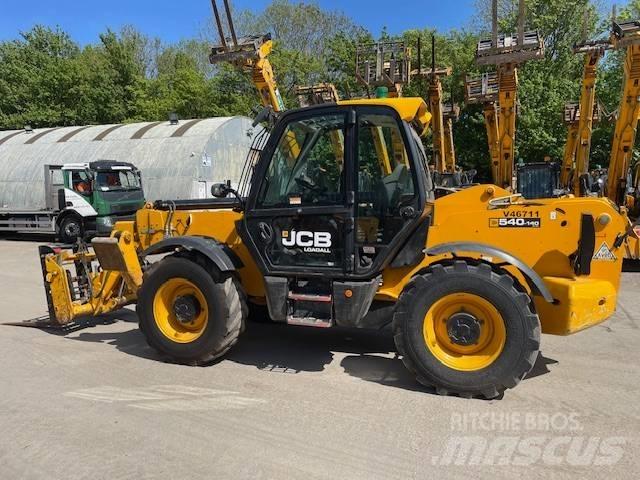 JCB 540-140 مناولات متداخلة