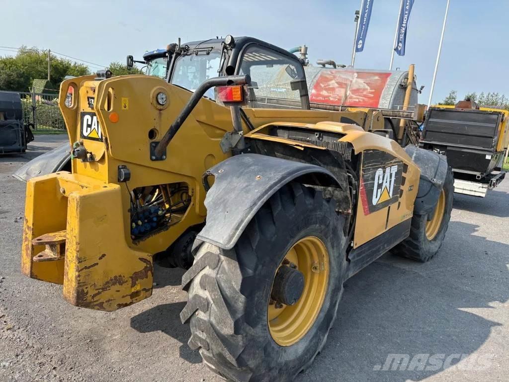 CAT TH407 معدات مناولة لأغراض الزراعة