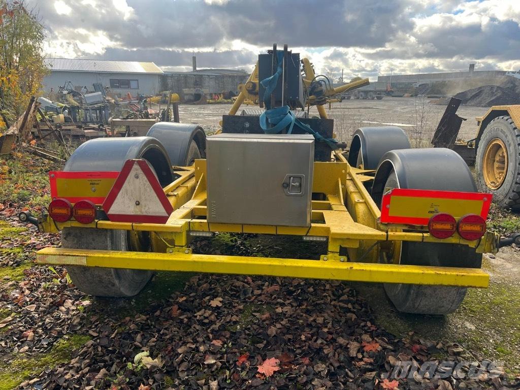 Lokomo AH132 معدات تمهيد الطرق