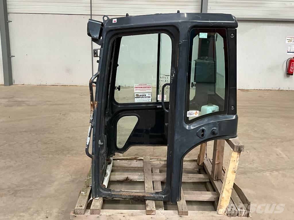 Kubota U 48-4 / U 55-4 كابينة والداخلية