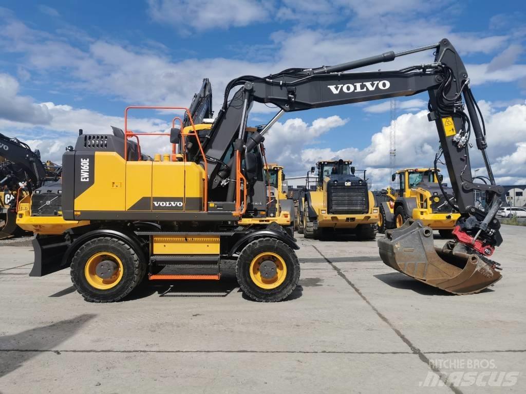 Volvo EW 160 E حفارات بعجل