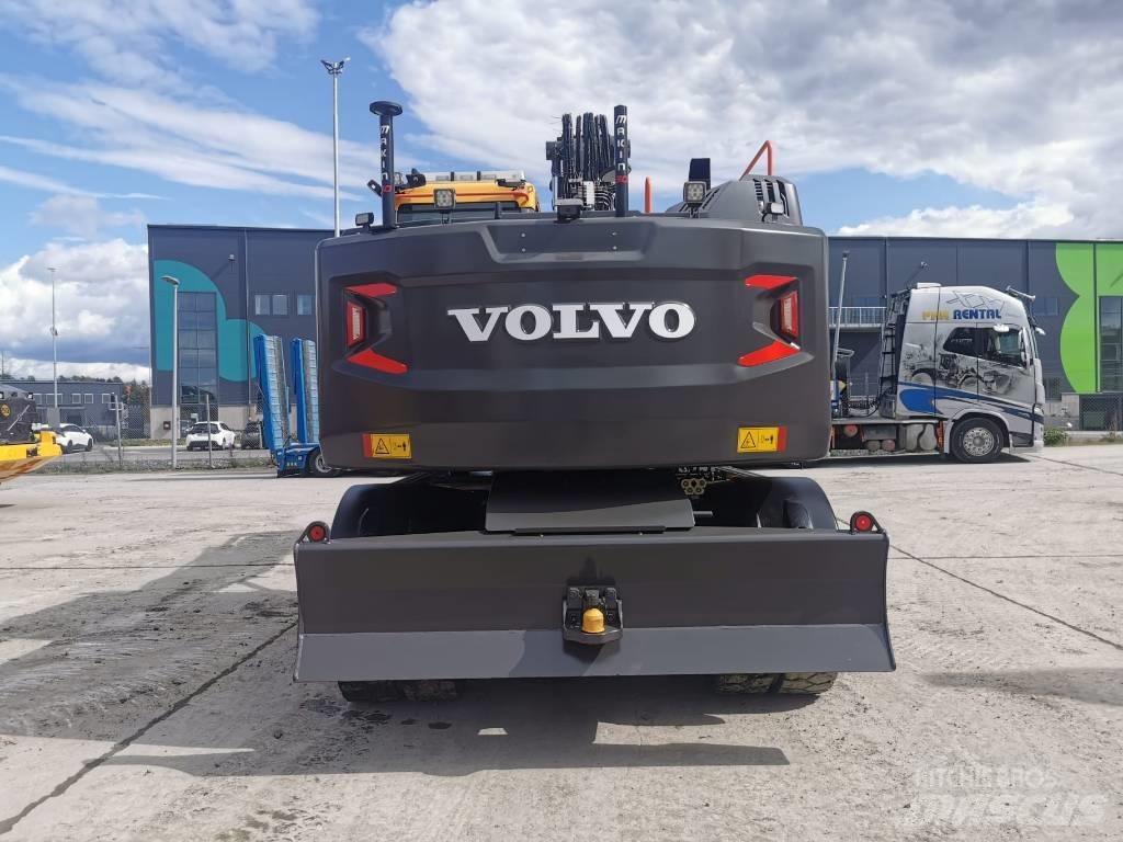 Volvo EW 160 E حفارات بعجل