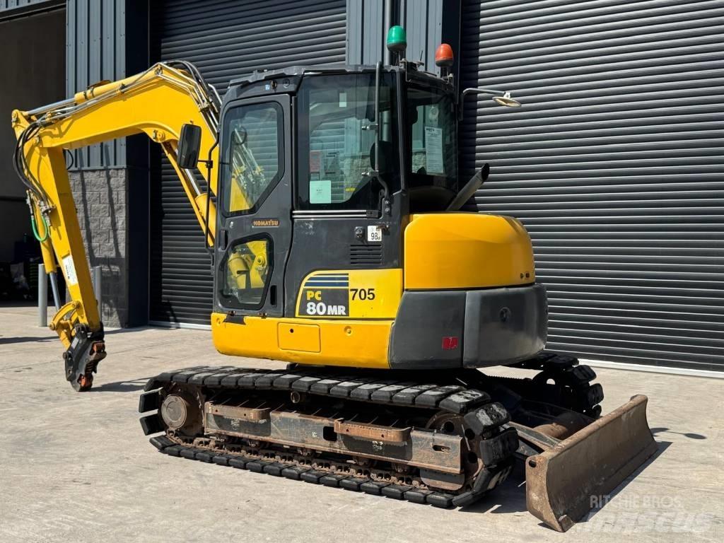 Komatsu PC 80 MR-3 حفارات وسط 7 طن - 12 طن