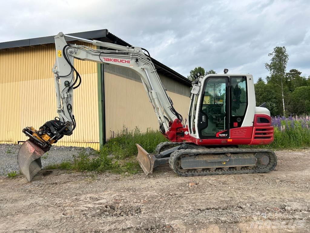 Takeuchi TB290 حفارات وسط 7 طن - 12 طن
