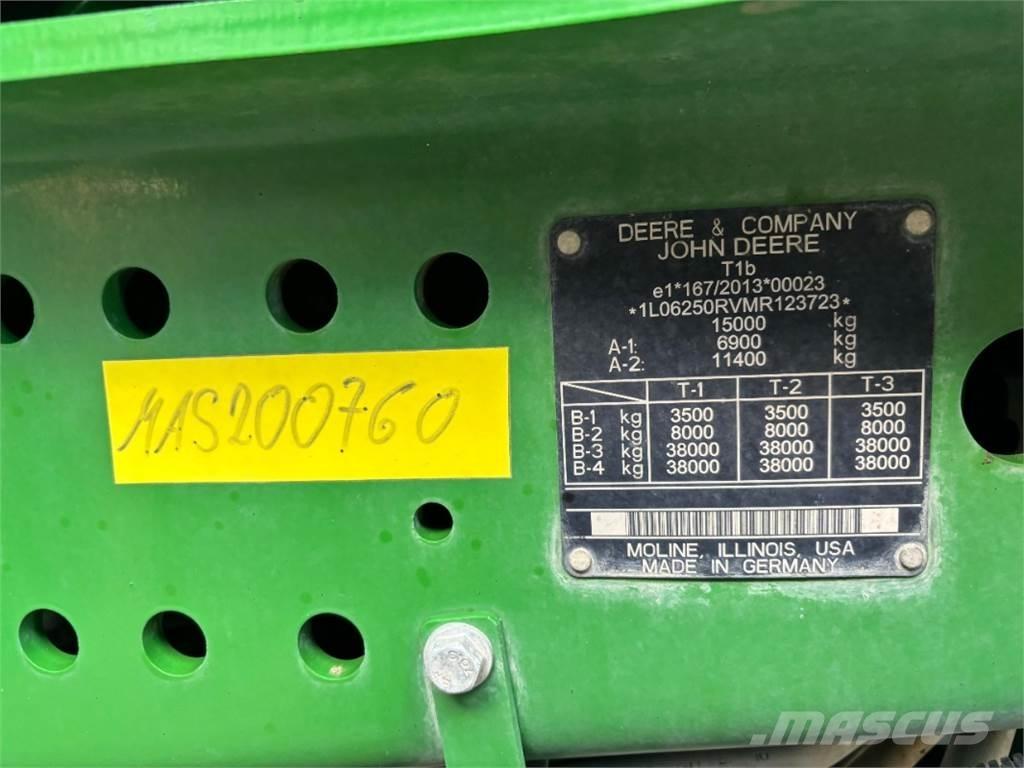 John Deere 6250R الجرارات