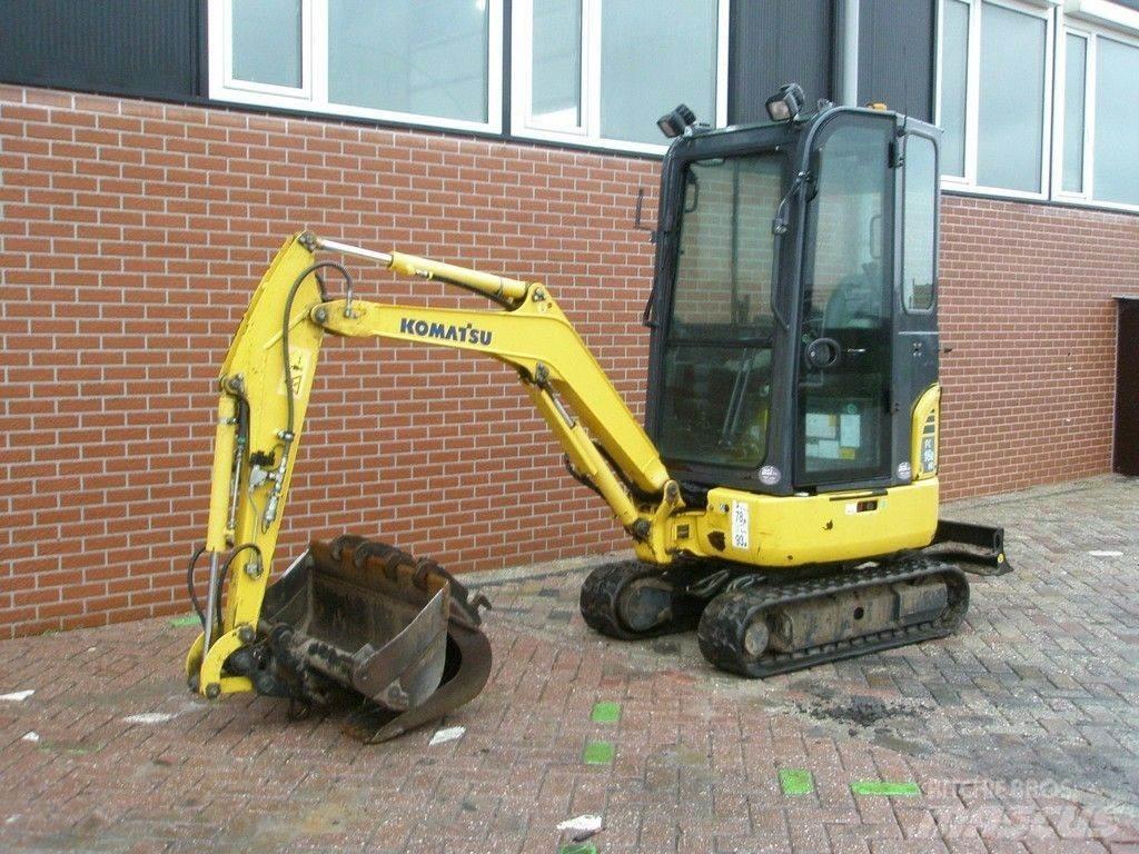 Komatsu PC16R-3HS حفارات صغيرة أقل من 7 طن (حفارات صغيرة)