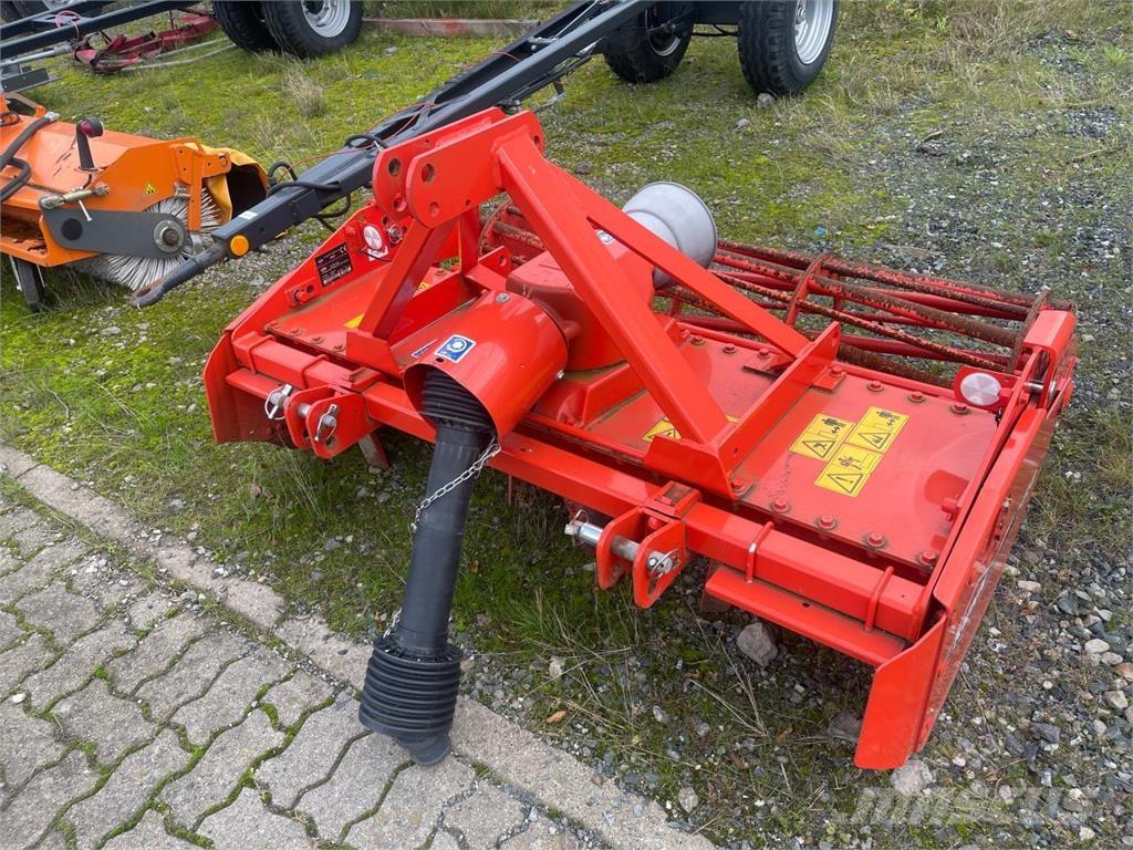 Kuhn HRB 152 الكاسحات وقلابات التربة ذات المحركات