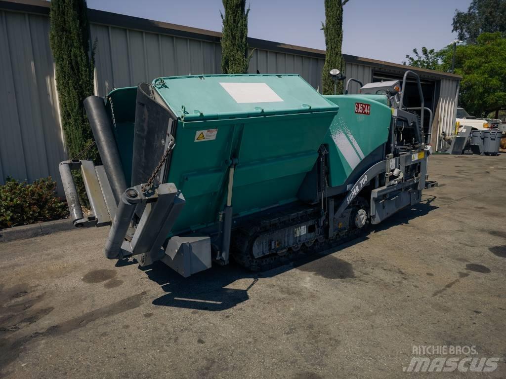 Vögele Super 700 معدات السفلتة