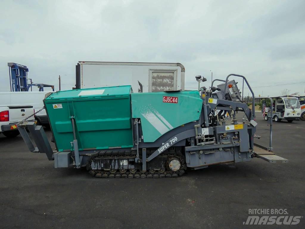 Wirtgen Super 700 معدات السفلتة