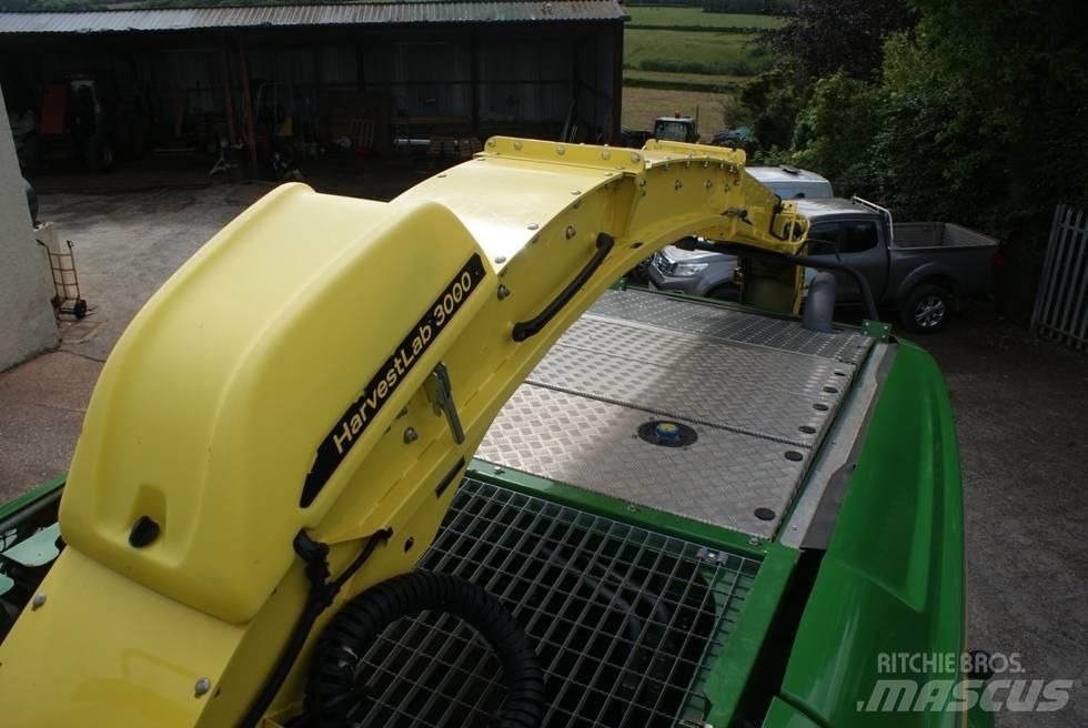 John Deere 8400 T علافات ذاتية الدفع