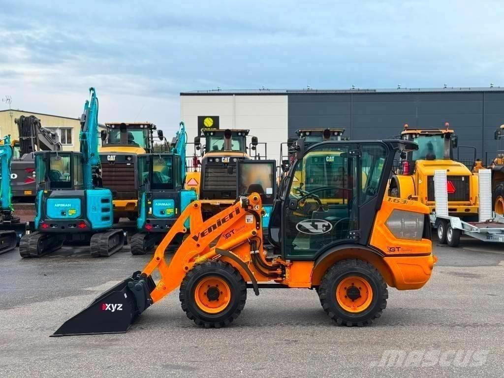 Venieri 1.63 D لوادر بعجل