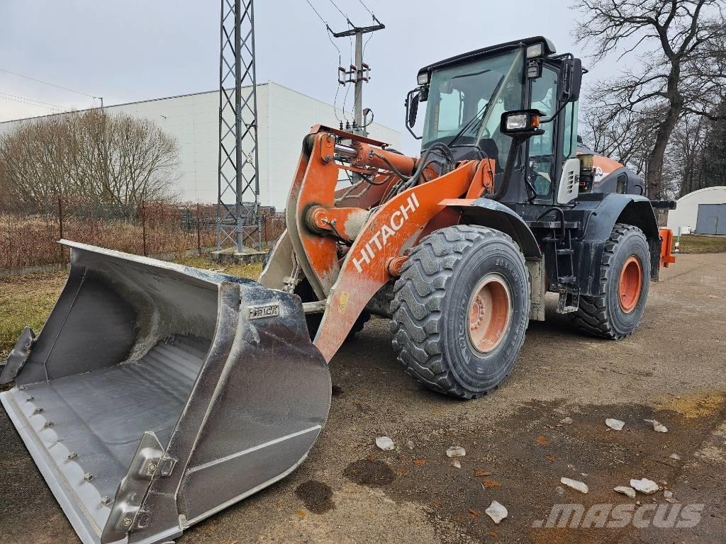 Hitachi ZW180-6 لوادر بعجل
