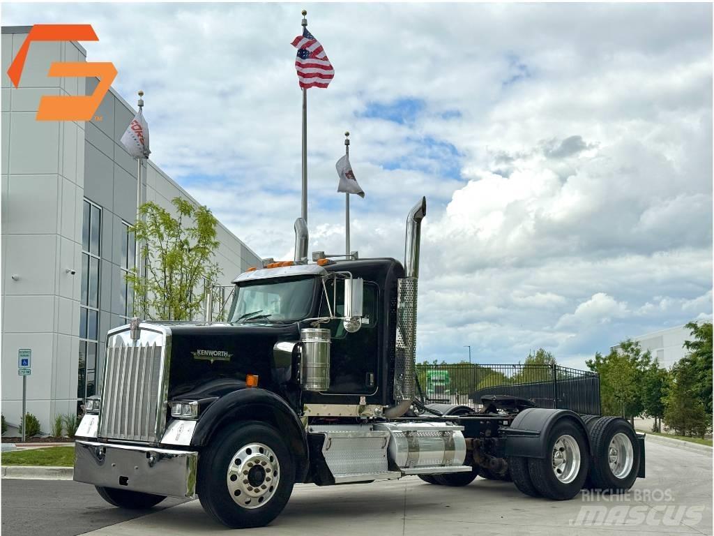 Kenworth W900 وحدات الجر
