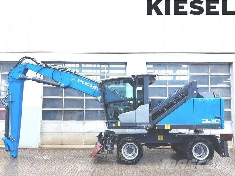 Fuchs MHL 320 F مناولات المخلفات / مناولات صناعية