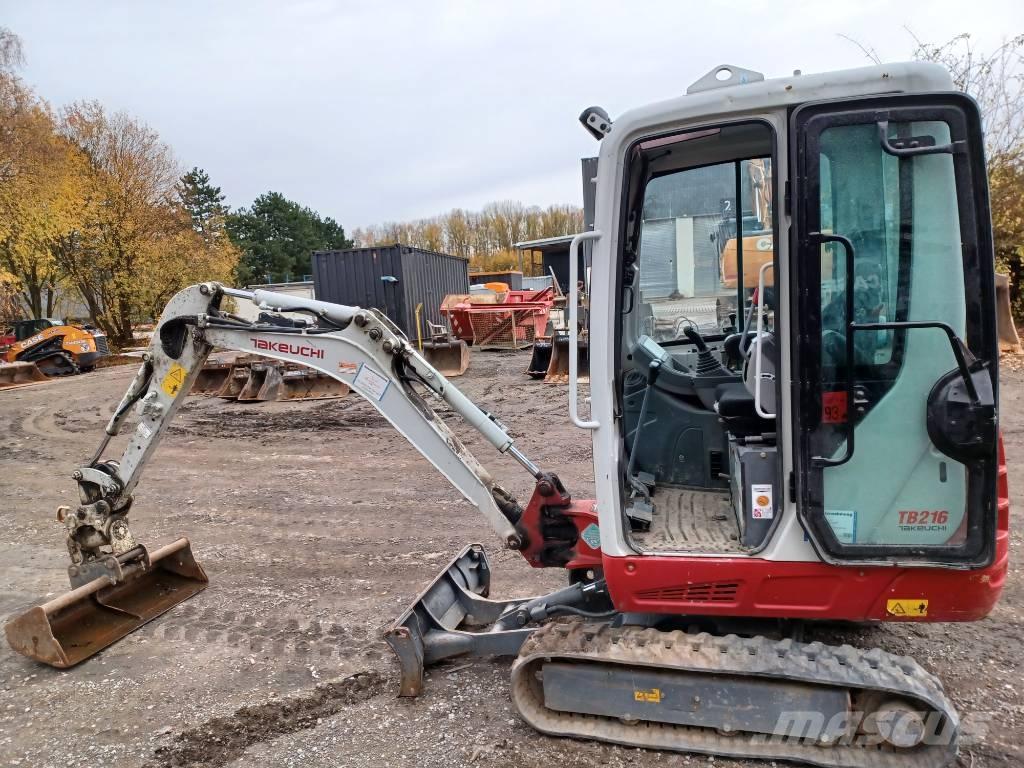 Takeuchi TB 216 حفارات صغيرة أقل من 7 طن (حفارات صغيرة)