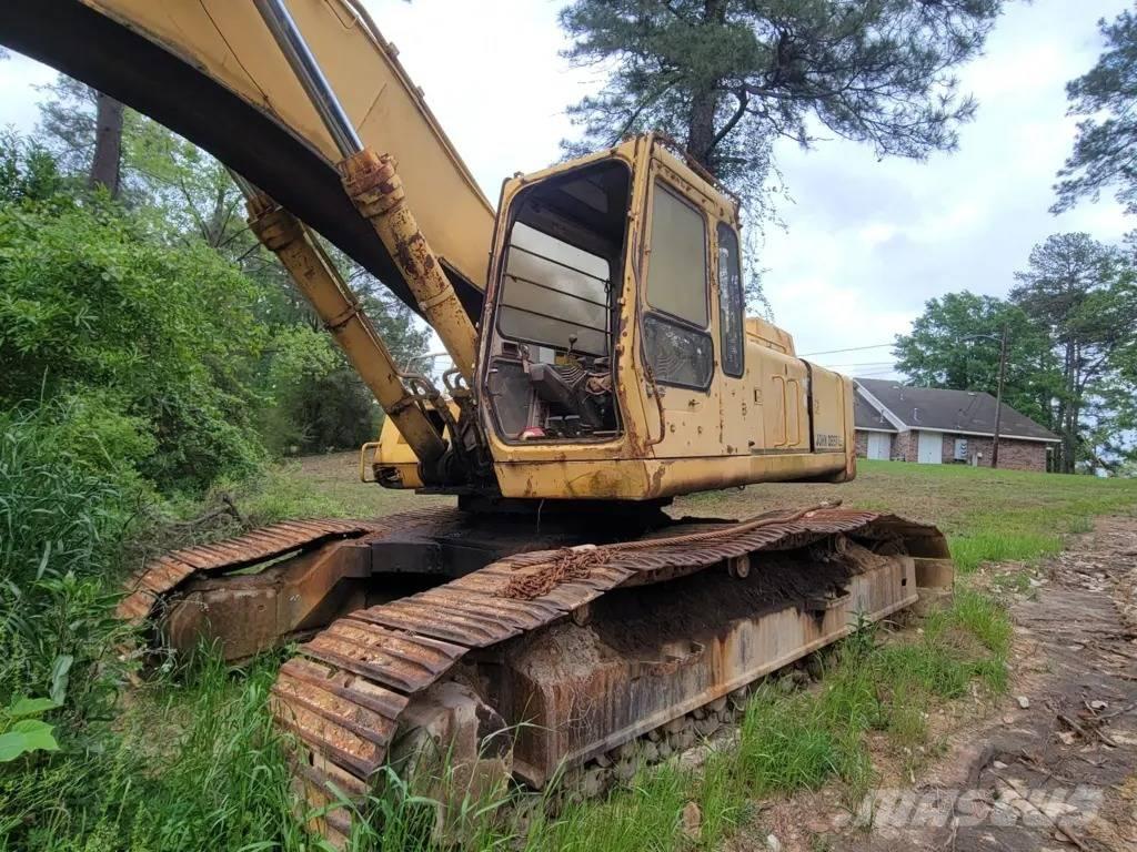 John Deere 992D حفارات زحافة