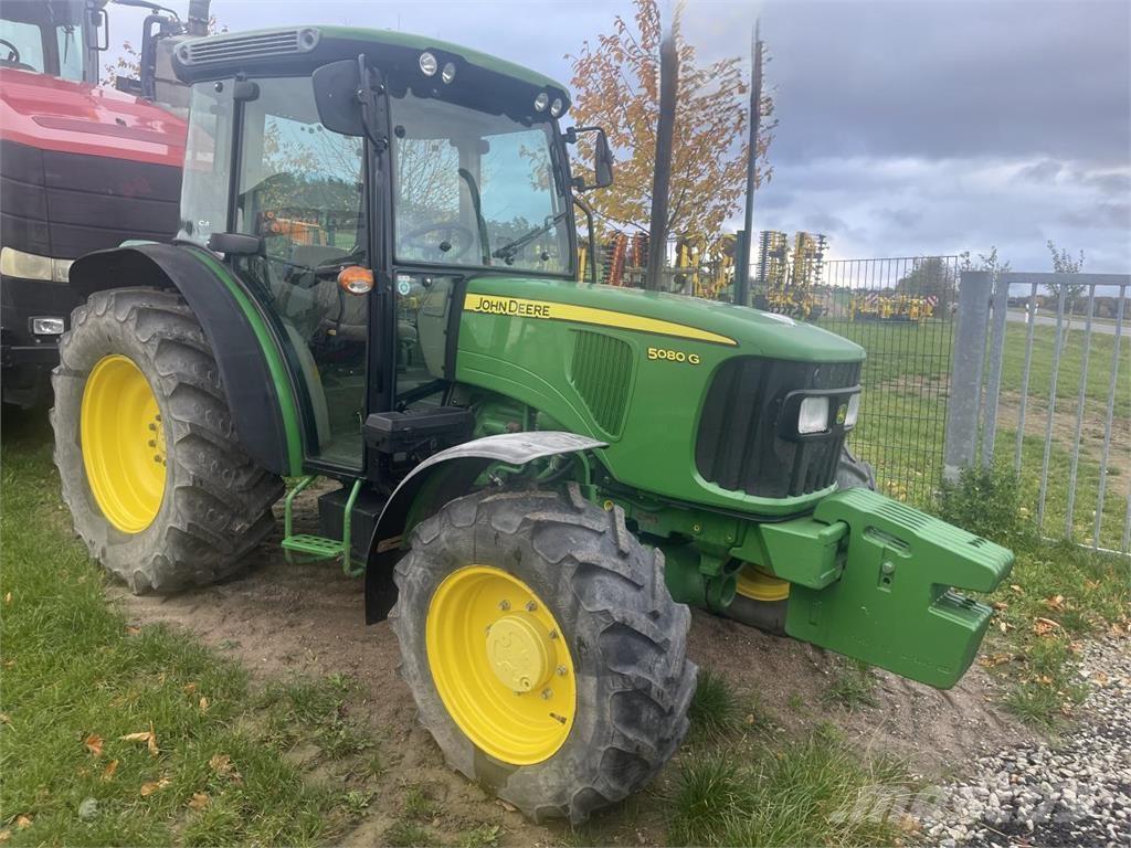 John Deere 5080 G الجرارات