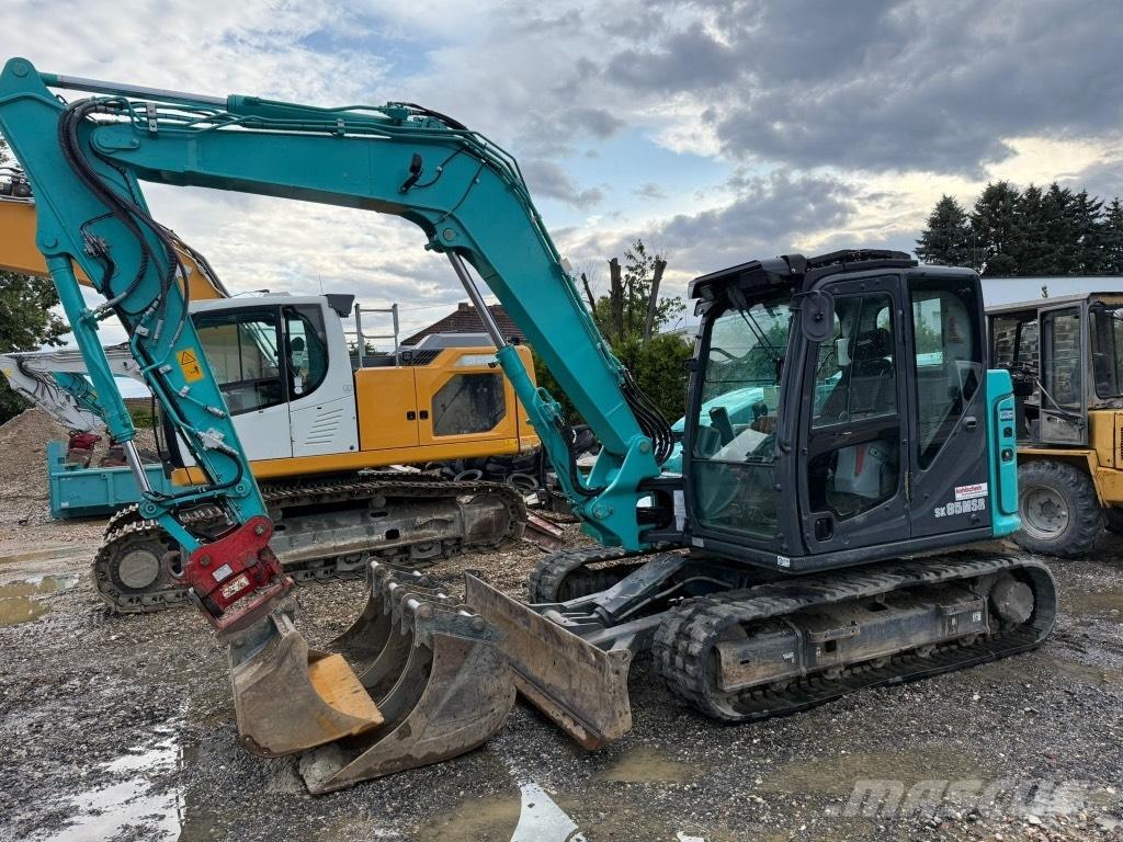 Kobelco SK 85 حفارات وسط 7 طن - 12 طن