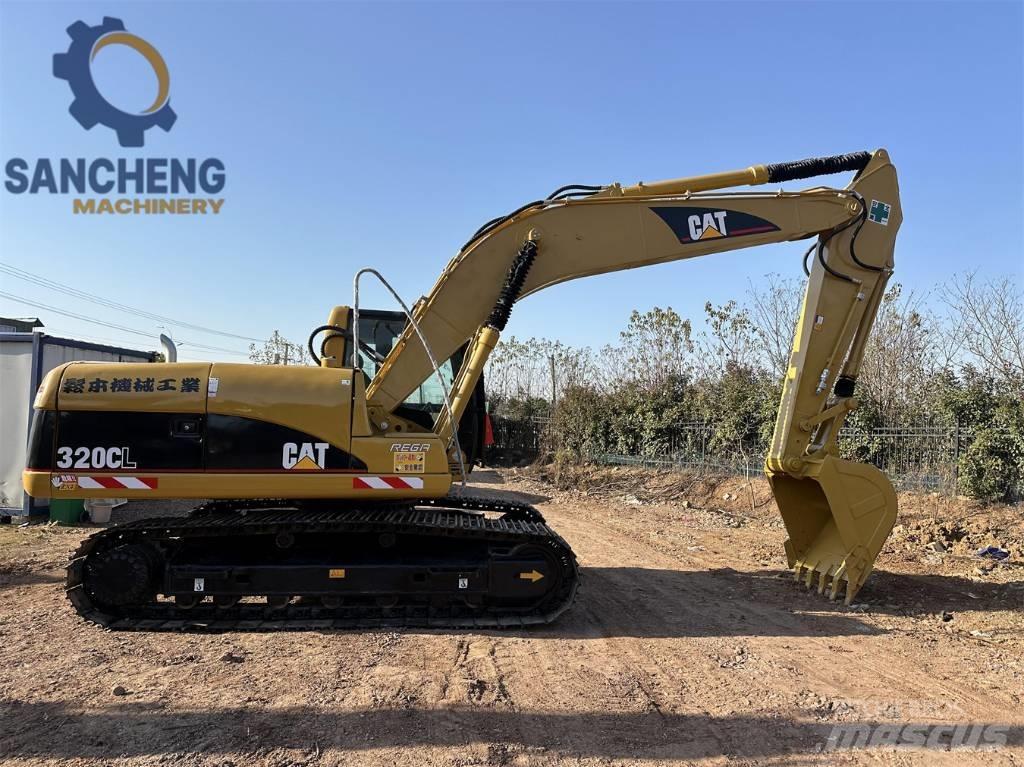 CAT 320 C L حفارات زحافة