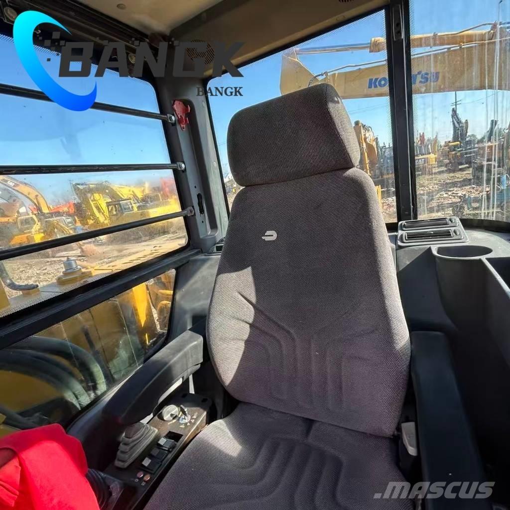 Sany SY 75 C حفارات زحافة