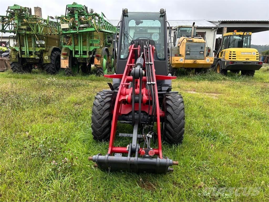 Schäffer 5650Z لوادر صغيرة