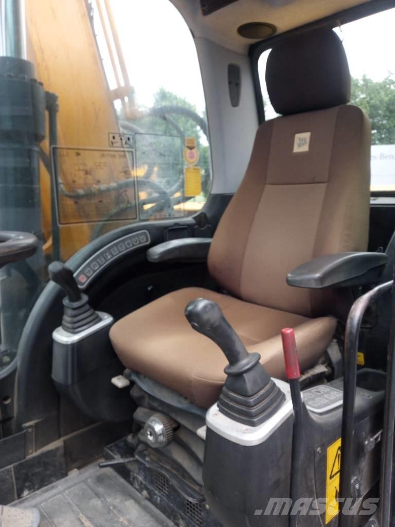 JCB JS 175 W حفارات بعجل