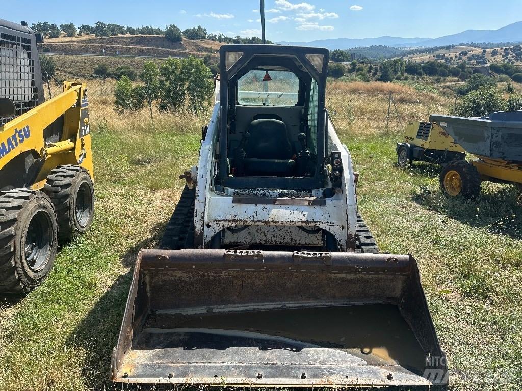 Bobcat T 190 لوادر زحافة