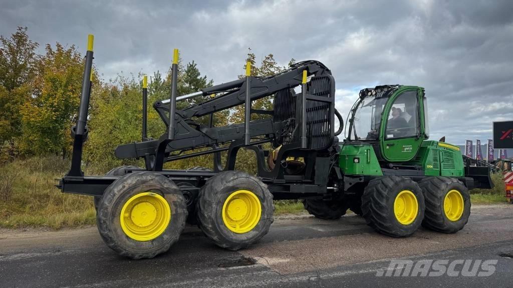 John Deere 1210 E شاحنات