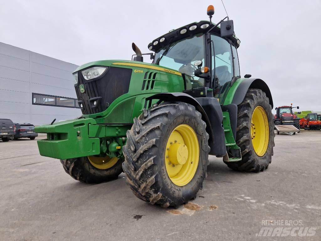 John Deere 6215 R الجرارات