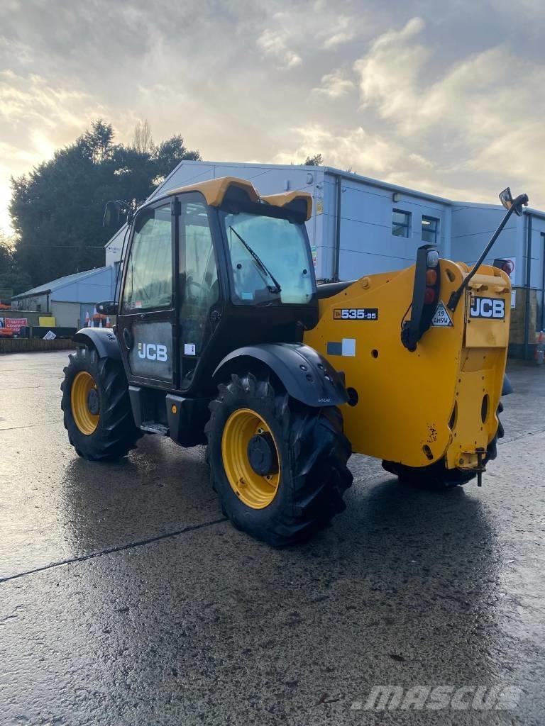 JCB 535-95 مناولات متداخلة