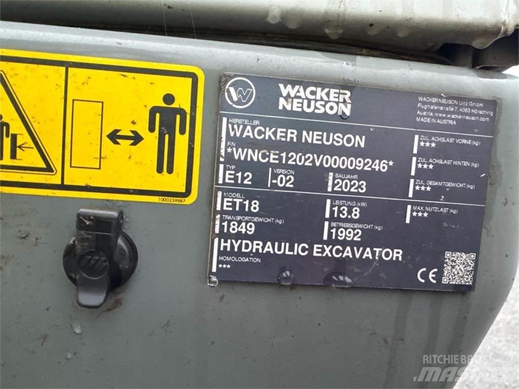 Wacker Neuson ET18 حفارات زحافة