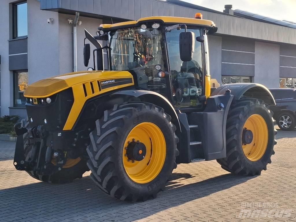 JCB Fastrac 4220 الجرارات