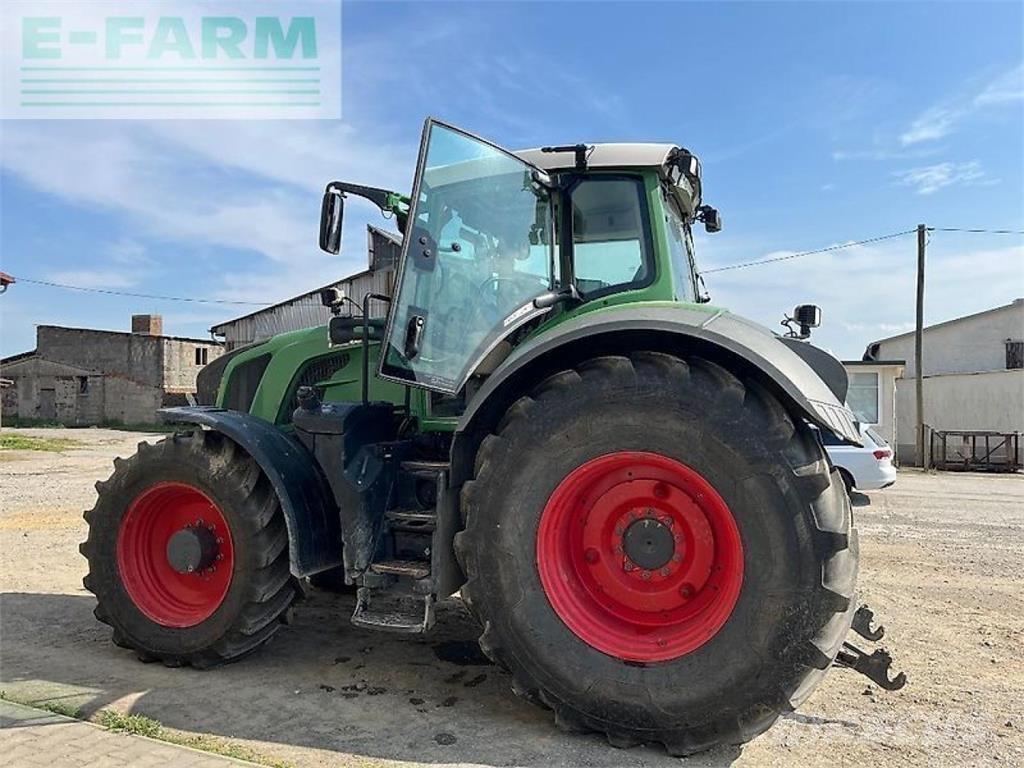 Fendt 826 vario الجرارات