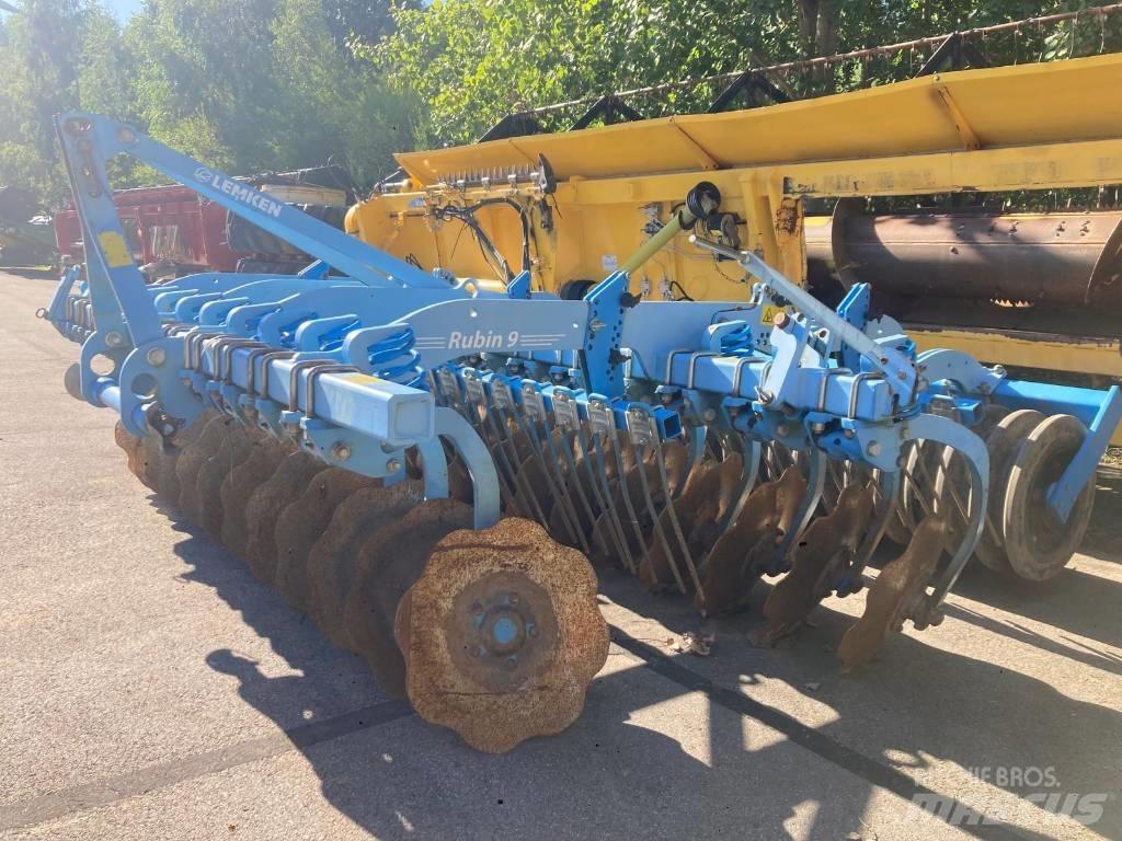Lemken Rubin 9/300 U زحافات ساحقة