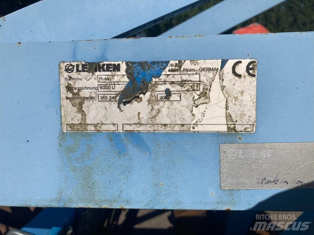 Lemken Rubin 9/300 U زحافات ساحقة