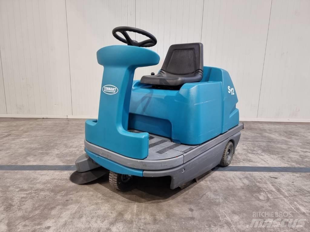 Tennant S12 كناسات