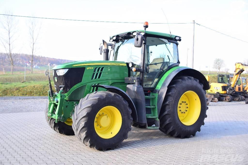 John Deere 6170 R الجرارات