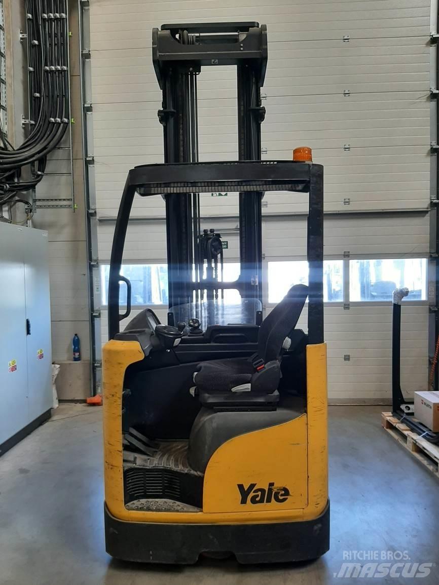 Yale MR14 شاحنة مناولة