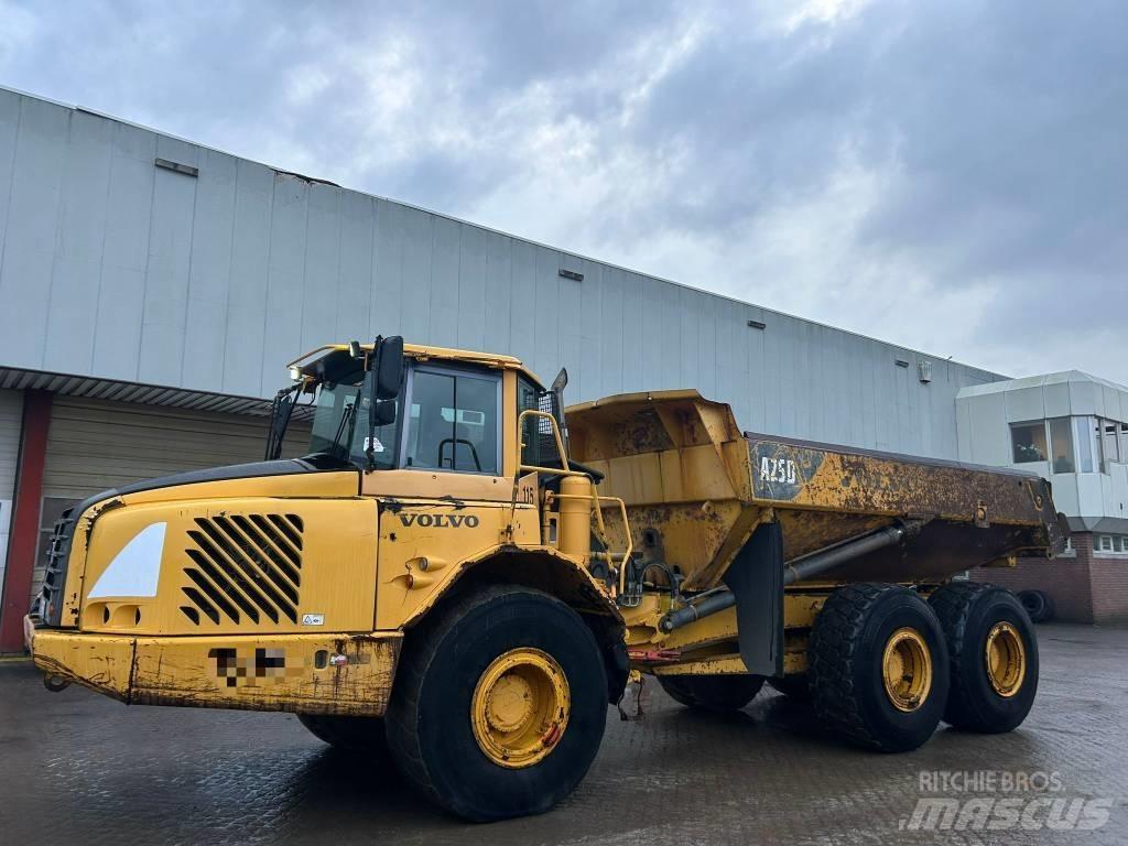 Volvo A 25 D ساحبات مفصلية
