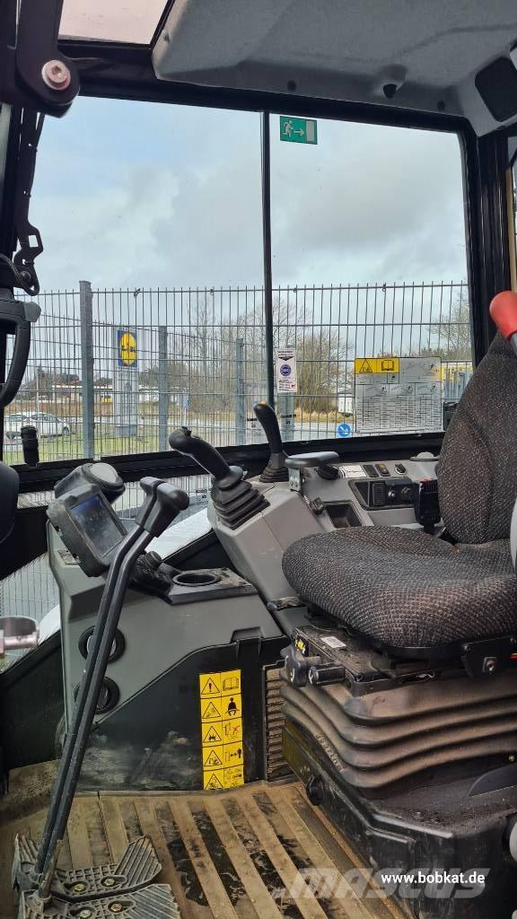 Bobcat E 60 حفارات صغيرة أقل من 7 طن (حفارات صغيرة)