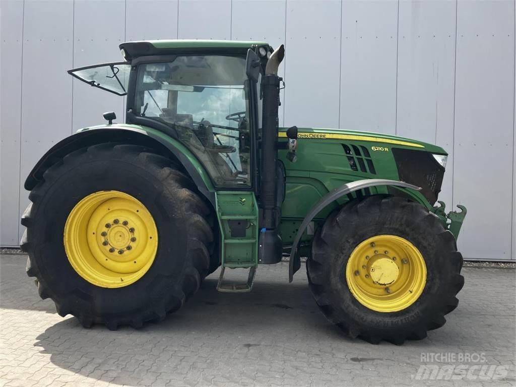 John Deere 6210R الجرارات