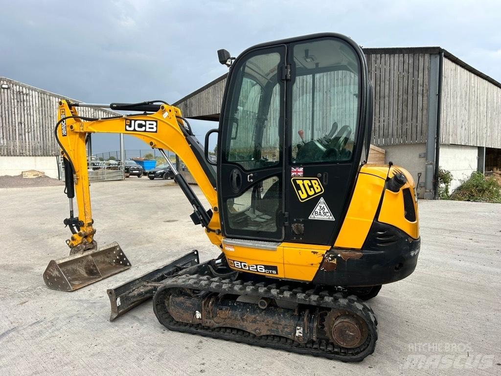 JCB 8026 CTS حفارات صغيرة أقل من 7 طن (حفارات صغيرة)