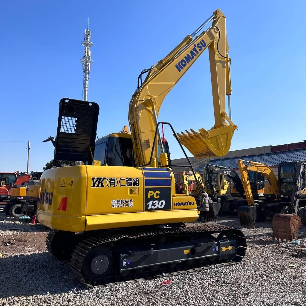 Komatsu PC 130LC-7 حفارات زحافة